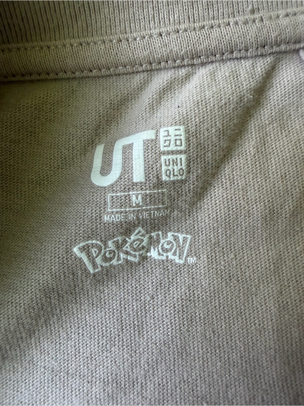 Pokémon x UNIQLO UT Eevee Graphic T-Shirt Beige 2020 Size M - Picture 14 of 16